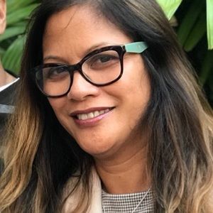 Meet your Posher, Carmela